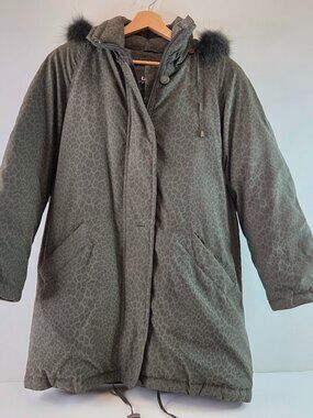 Vintage Utex Womens Winter Coat Olive Green Leopard Print Size Small w/ Hood
